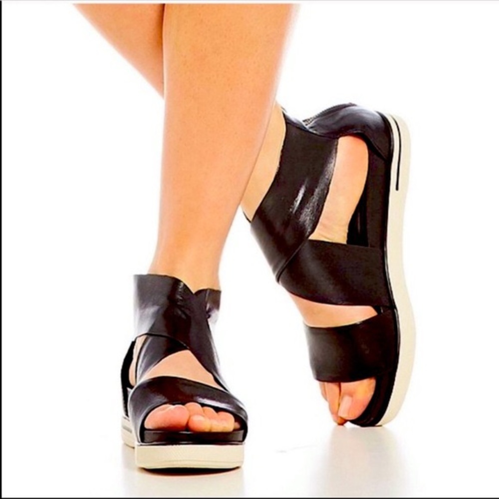 Eileen Fisher Leather Strap Sport Sandals